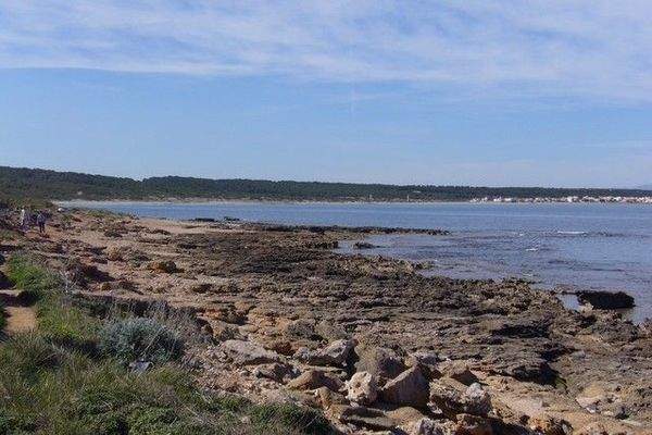 Grundstück in Estanyol - Colonia Sant Pere