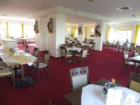 Restaurant und Frühstücksraum