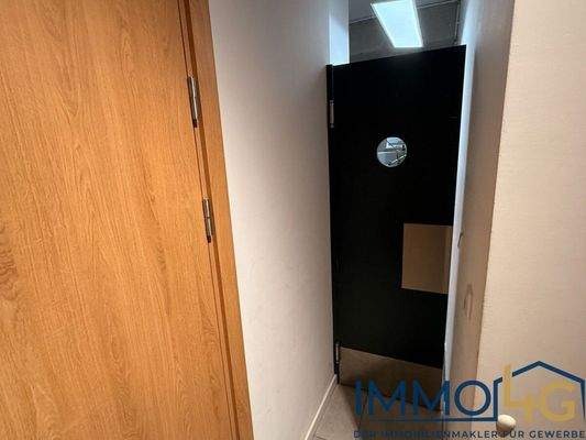 WhatsApp Image 2026-01-09 at 10.22.072