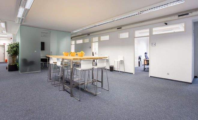 Blick aus dem Eingang