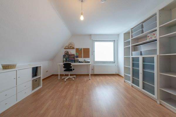 OG Einliegerwohnung Bürozimmer 