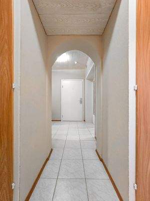 Flur mit Einbauschrank