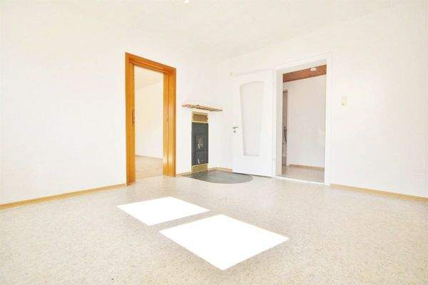 Küche - Wohnung - Nr. 2 - Altbau  (OG)