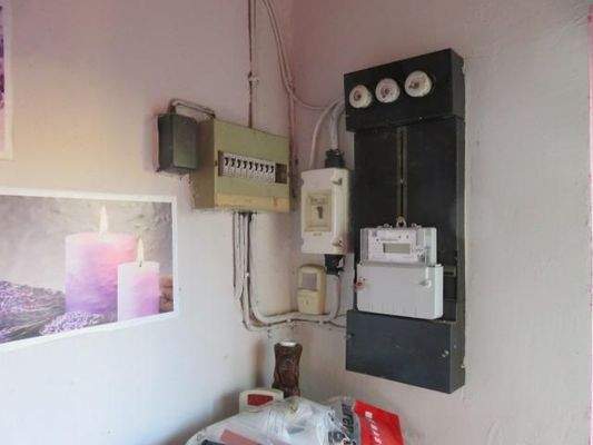 Stromzäher mit Verteilung