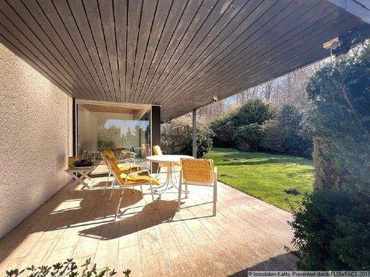 überdachter Freisitz in Südausrichtung