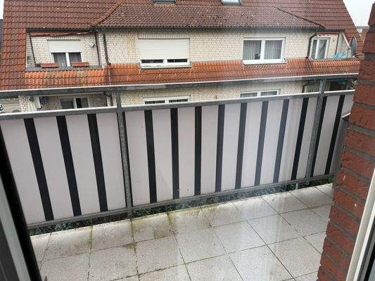 Balkon mit Blick auf Dach