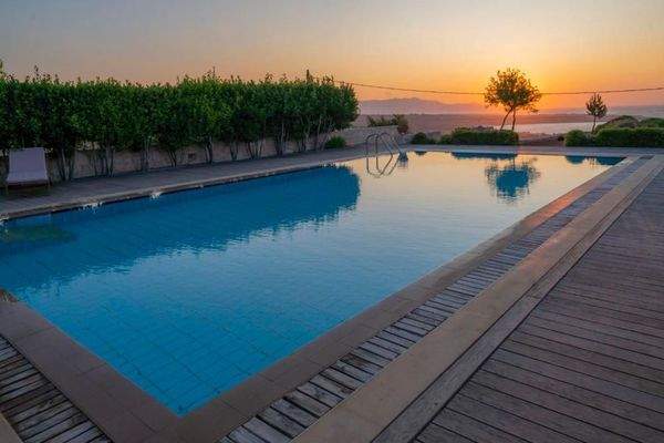 Kreta, Karteros: Einfamilienhaus in Stadtnähe zu verkaufen