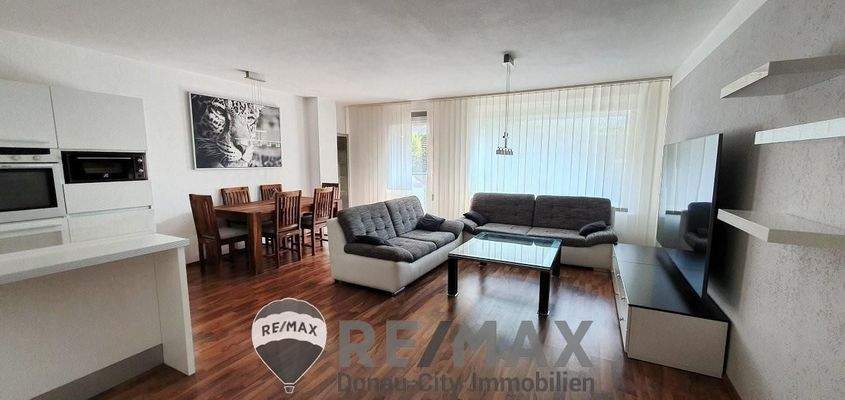 2 Wohnzimmer ETW 1220