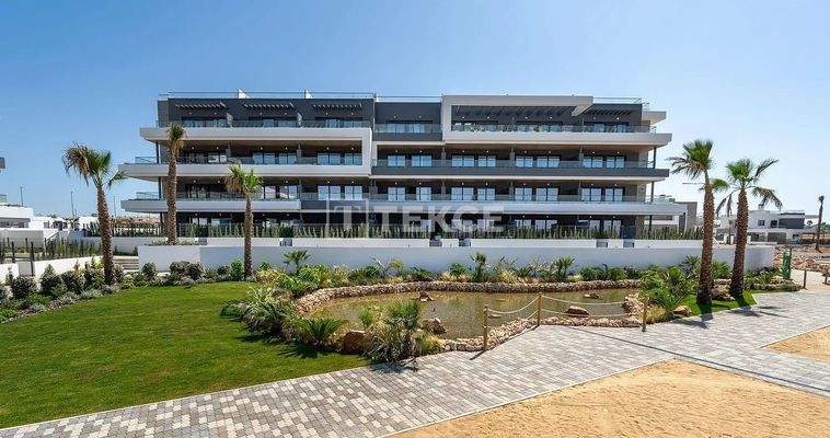 Modern Stylish Apartments in Complex in Torrevieja Alicante