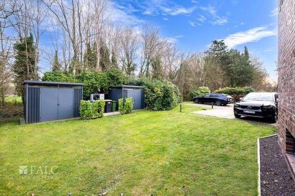 Abstellmöglichkeiten 