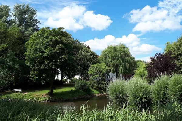 Grafenhaus hinter der Gracht