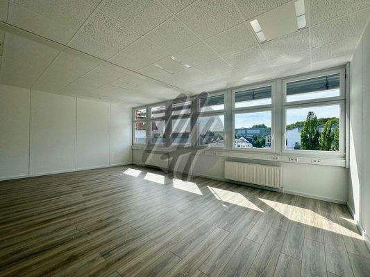 INFOS UNTER: 06171-586000