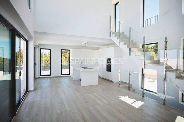 Stunning Polop House with Private Pool & Garden Retreat