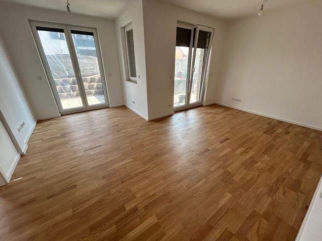 Attraktive 2-Zimmer Wohnung mit Terrasse und Garten zu vermieten! - Photo 1