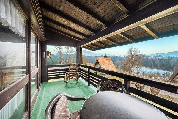 Balkon Südwest Blick in die Berge