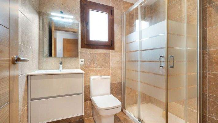 Villa Palma Baño 1 BHHS-BAL-0522