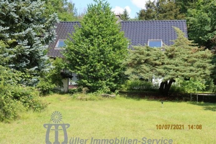 Wohnhaus auf 4200 m² Areal in idyllischer Stadt- und Waldrandlage