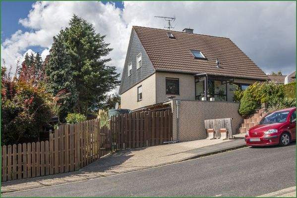 Hausansicht Straßenseite