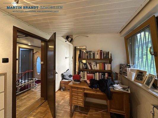 Büro- o. Kinderzimmer DG