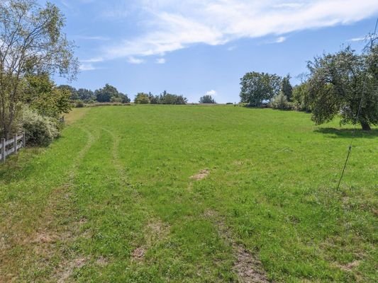 Bauplatz für zwei Doppelhäuser