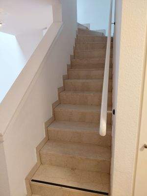 Treppe in die 2. Ebene