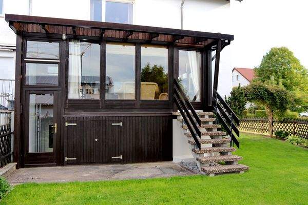 Kelleraußentreppe u. Stauraum