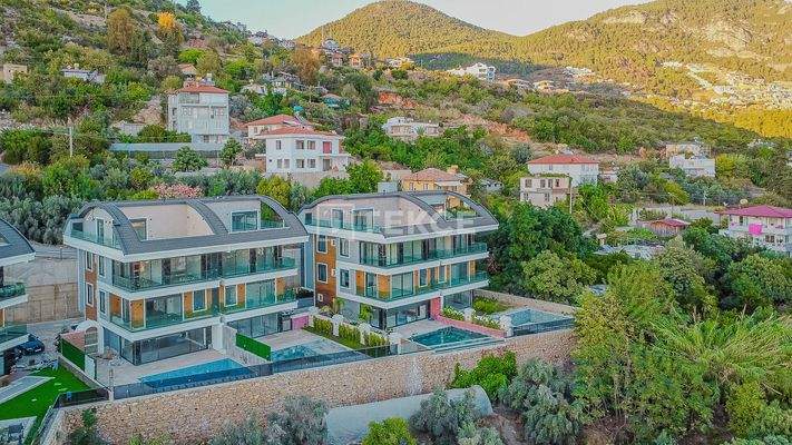 Home with Pool, Garden, City and Sea Views in Alanya Antalya
