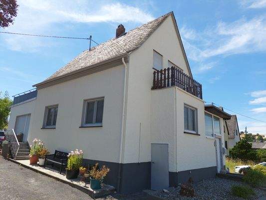 Außenansicht, Dach Naturschiefer