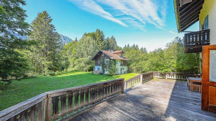 KITZIMMO-Historische Villa in idyllischer Lage kaufen - Immobilien Pinswang Tirol.