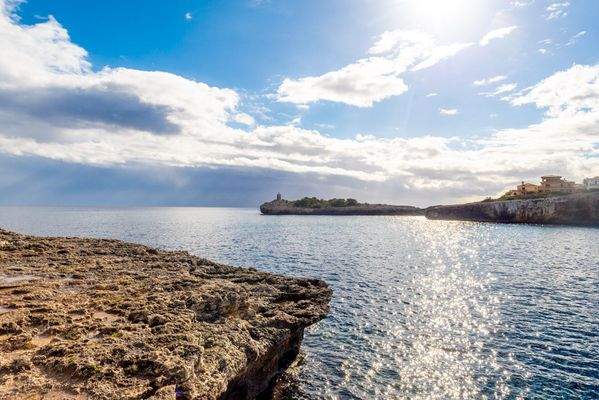 Einfahrt zum Hafen von Porto Cristo