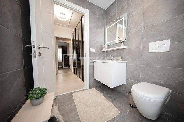 Flats with Balcony in İstanbul Avcılar
