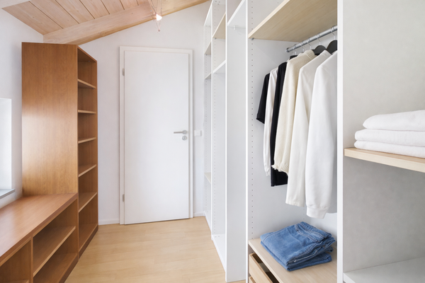 Begehbarer Kleiderschrank 