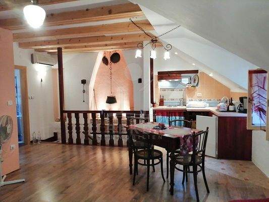 Drei Stockwerke voller Glückseligkeit