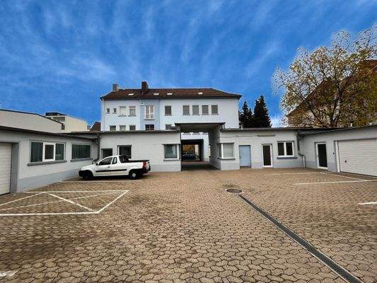 Blick von hinten / Vorderhaus