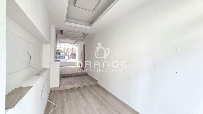 67 Gewerbe 1 ehem. Friseurl. frisch renoviert