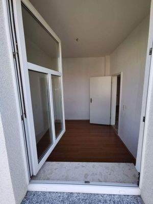 Blick in das Kleine Zimmer vom Balkon