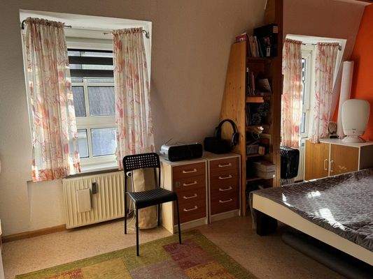 Kind 2  oder Arbeitszimmer OG