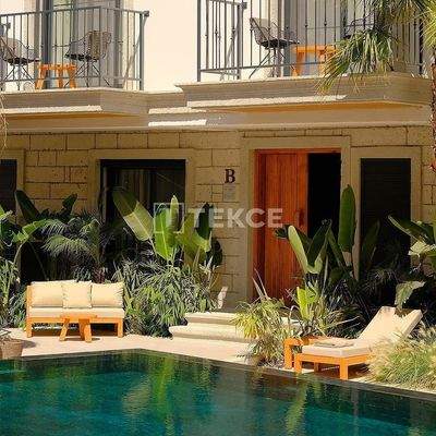 Boutique Hotel with Pool Close to Center and Beaches in Alaçatı Çeşme