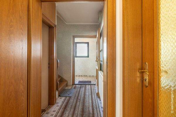 Windfang und Treppenhaus