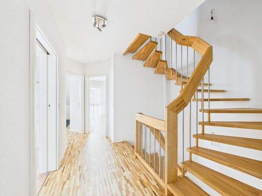 Treppe zum Spitzboden