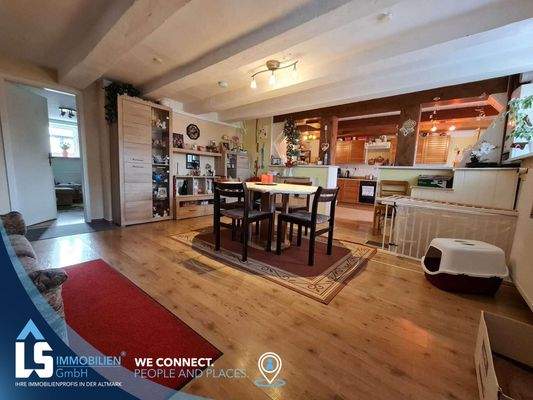 Küchen- und Essbereich W3