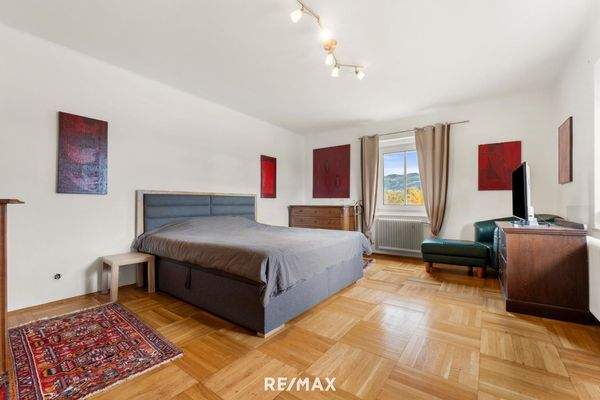 Zimmer (Haus Altbestand)