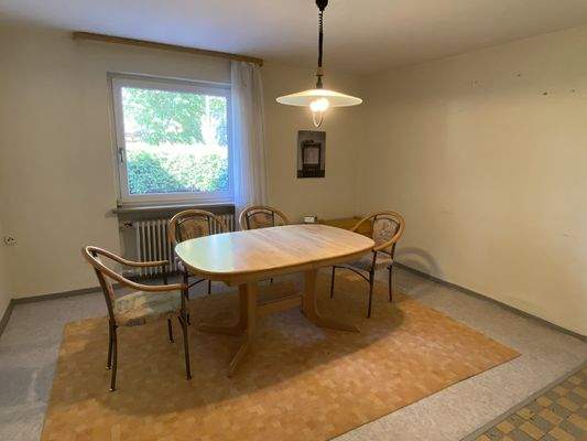 Küche/ Esszimmer UG