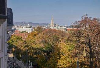 Aussicht von der Loggia aus auf den Stephansdom