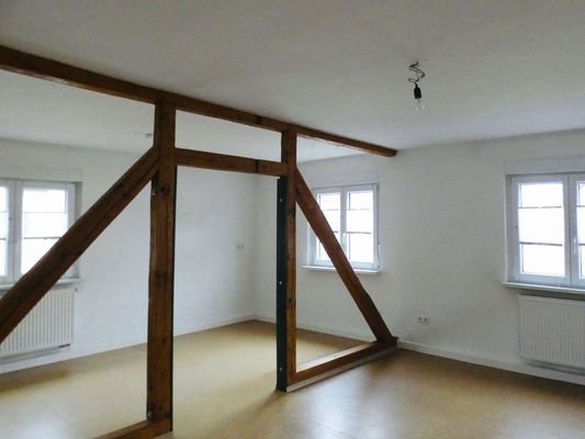 Wohn- und Essbereich (Foto 2)