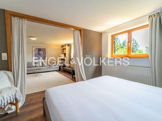 Schlafzimmer Untergeschoss