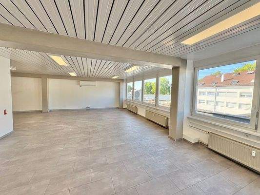 Großraumbereich (unterteilbar)