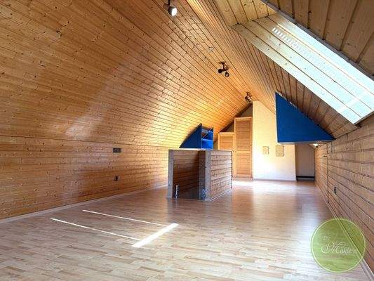 ... perfekt für Ihren großzügigen Hobbyraum/Ihr Ho