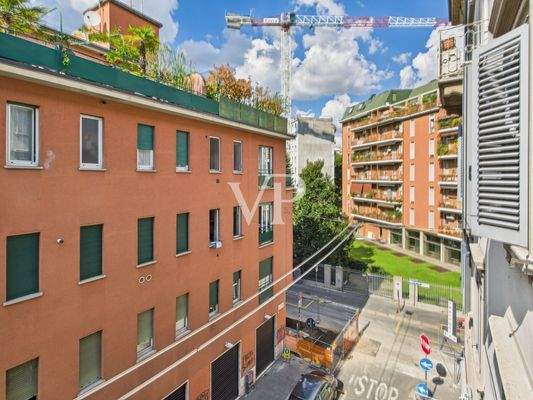 Vista a destra dal balcone del soggiorno