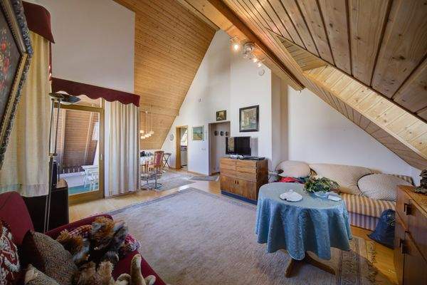 Wohnzimmer im Dachgeschoss